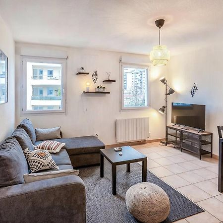 Superbe Appartement - Parking Gratuit - 4 Personnes Chambéry 외부 사진