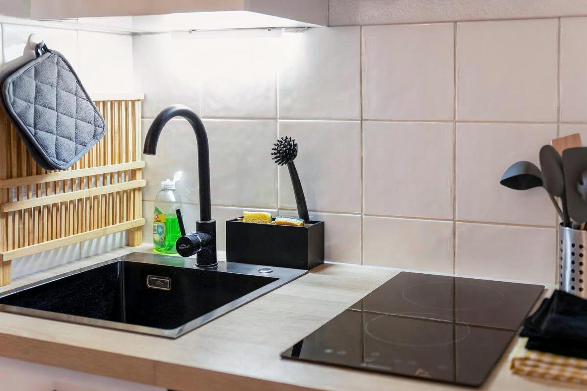 Superbe Appartement - Parking Gratuit - 4 Personnes Chambéry 외부 사진
