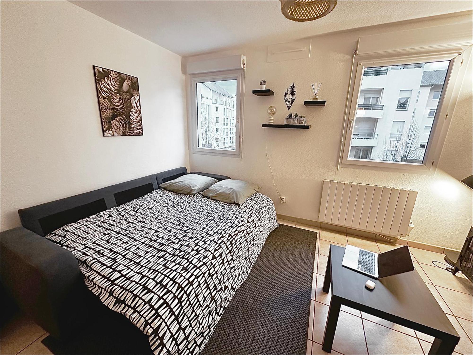 Superbe Appartement - Parking Gratuit - 4 Personnes Chambéry 외부 사진