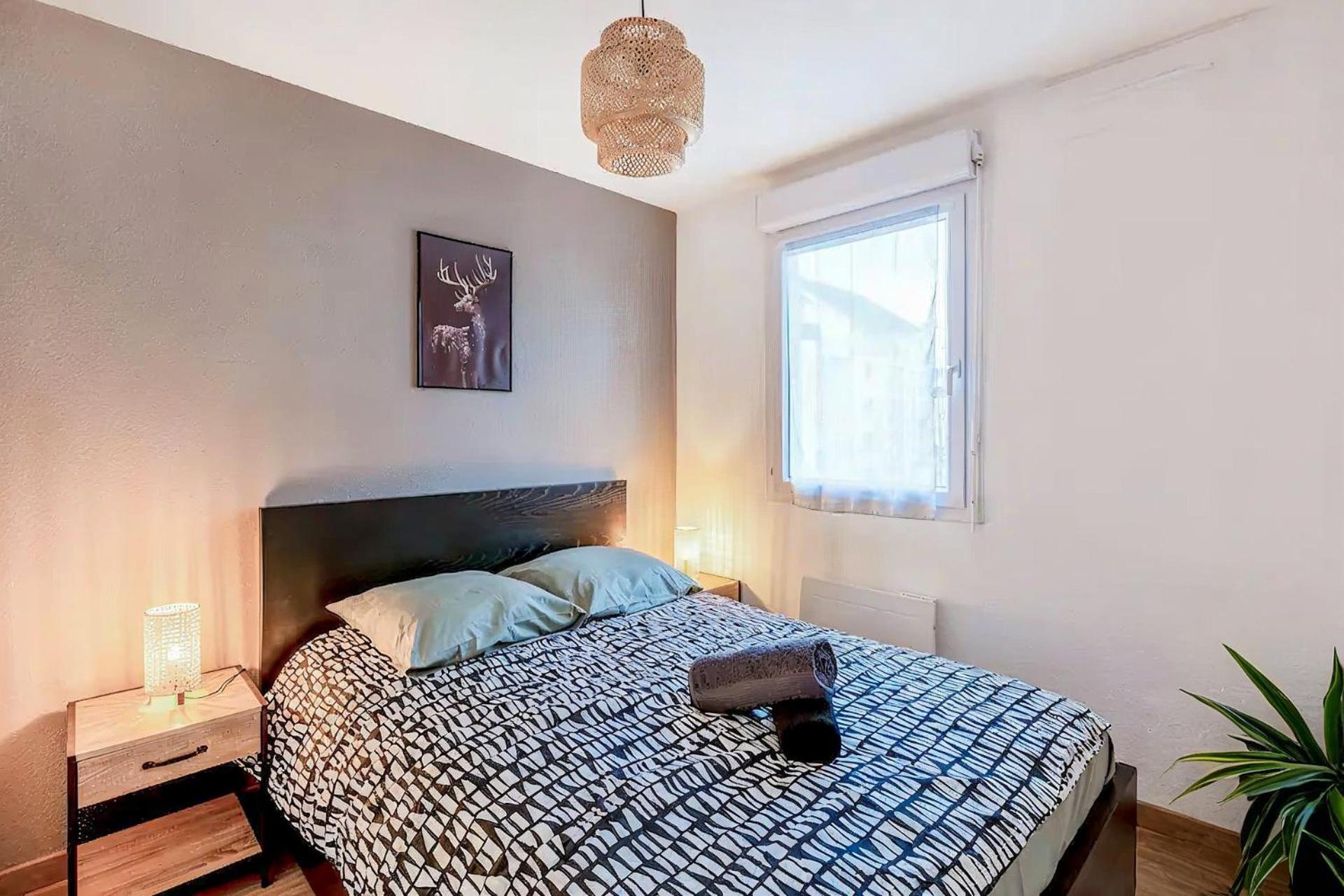 Superbe Appartement - Parking Gratuit - 4 Personnes Chambéry 외부 사진